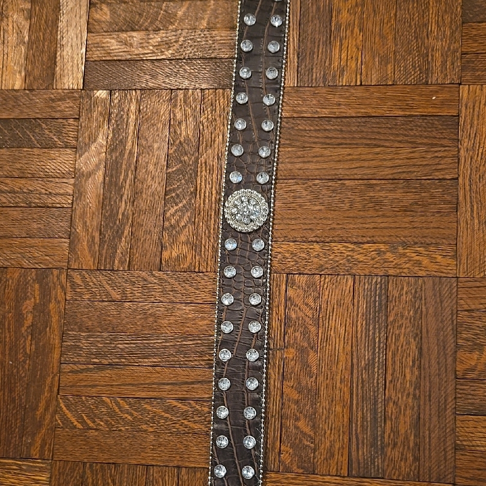 Western Rhinestone & Leather Belt - Picture 11 of 16